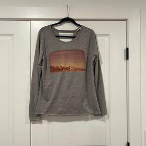 Modish Rebel Women's Grey Longsleeve‎ Top with Mountains Open Back Size L